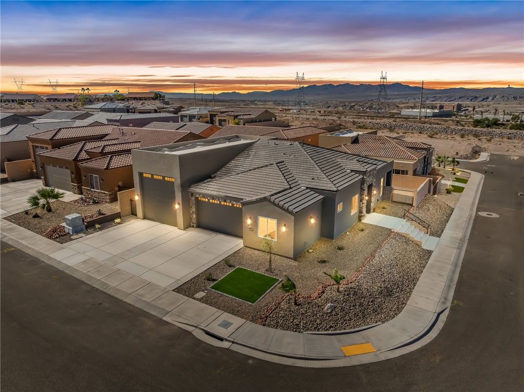 951 Athens Court, Bullhead City, AZ 86429