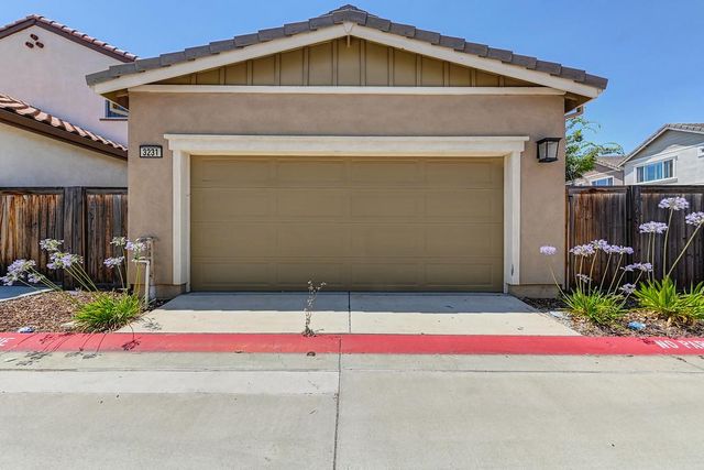 3231 Foxton Way, Rancho Cordova, CA 95670
