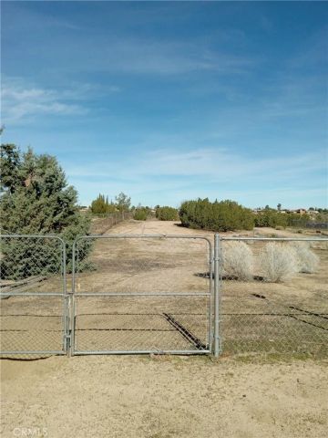 18102 Hinton Street, Hesperia, CA 92345