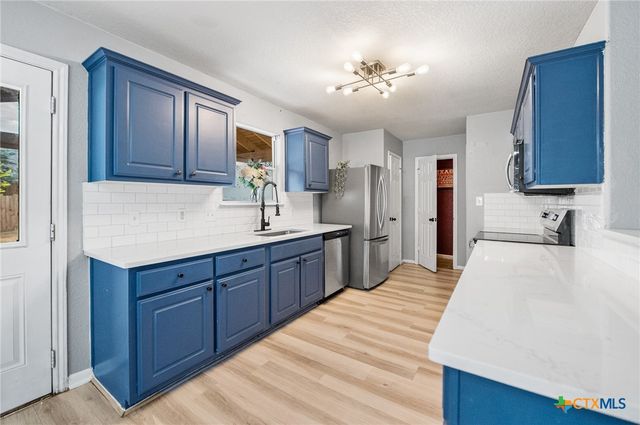 5742 Butch Canyon, San Antonio, TX 78252