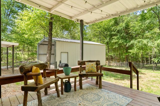 353 PR 5861, Yantis, TX 75497