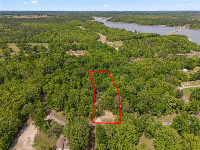 353 PR 5861, Yantis, TX 75497