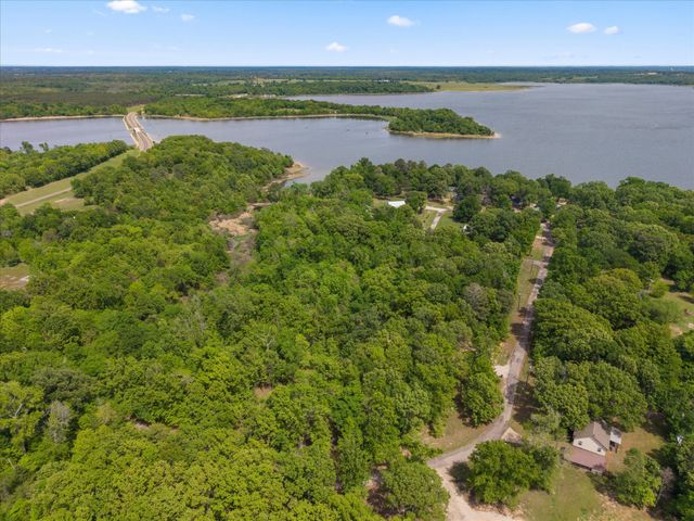 353 PR 5861, Yantis, TX 75497