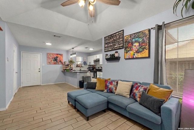 320 Sharer, San Antonio, TX 78208