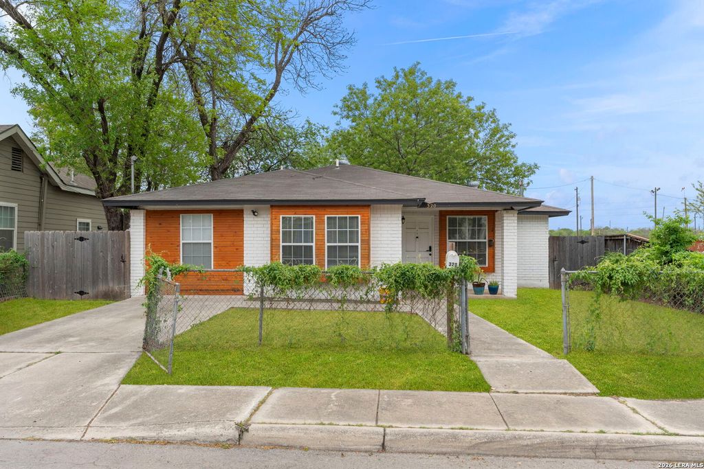 320 Sharer, San Antonio, TX 78208