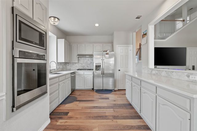 1113 Brittany Place, Lewisville, TX 75077