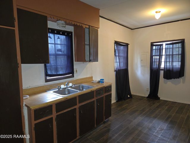 1302 Walton Street, New Iberia, LA 70560