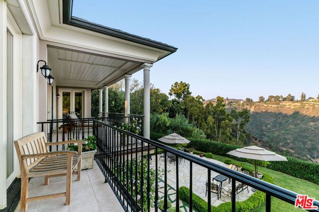 1000 Bel Air Road, Los Angeles, CA 90077