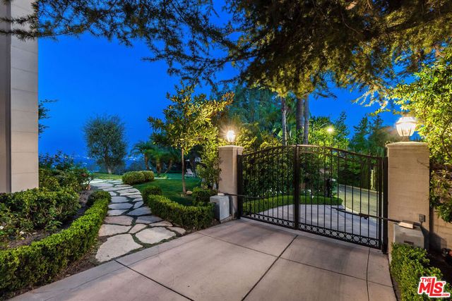 1000 Bel Air Road, Los Angeles, CA 90077