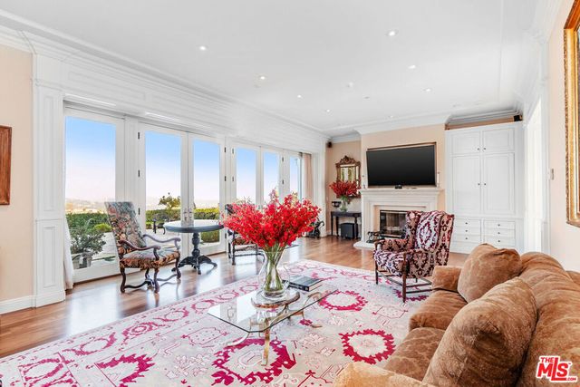 1000 Bel Air Road, Los Angeles, CA 90077