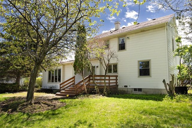 5683 Kippen Drive, Clarence, NY 14051
