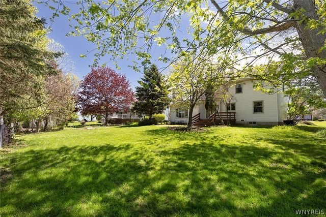 5683 Kippen Drive, Clarence, NY 14051