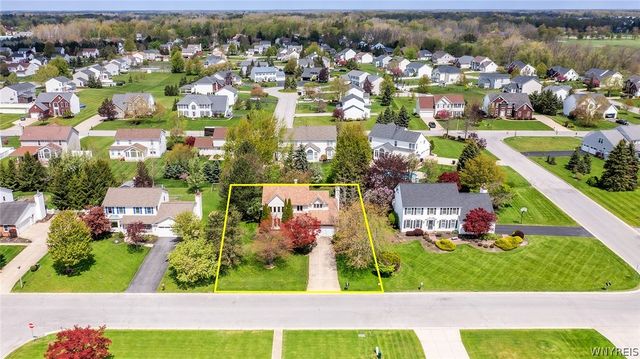 5683 Kippen Drive, Clarence, NY 14051