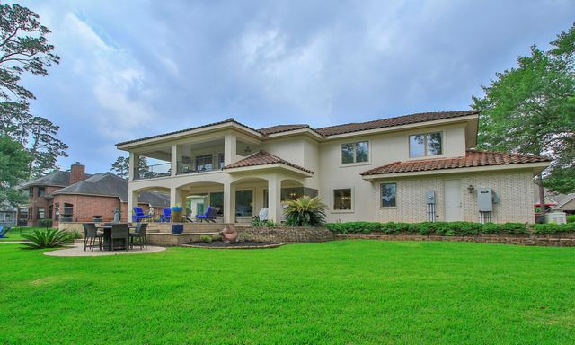 3210 Lazy Lake Lane, Montgomery, TX 77356