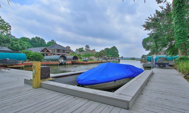 3210 Lazy Lake Lane, Montgomery, TX 77356