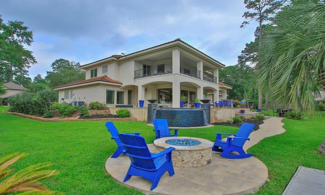 3210 Lazy Lake Lane, Montgomery, TX 77356