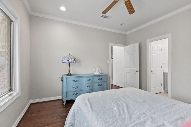 3210 Lazy Lake Lane, Montgomery, TX 77356