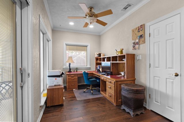 3210 Lazy Lake Lane, Montgomery, TX 77356