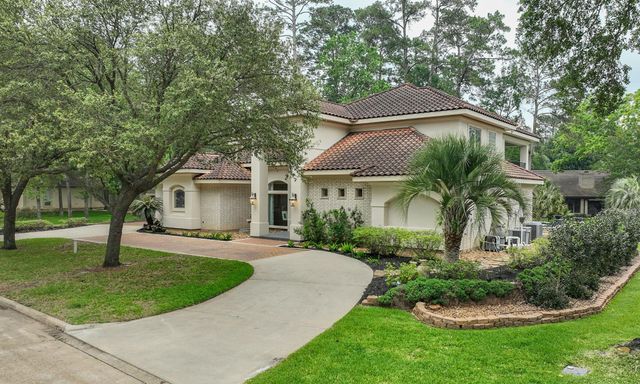 3210 Lazy Lake Lane, Montgomery, TX 77356