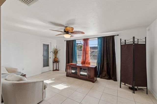 10804 MANCHESTER ROAD, Port Richey, FL 34668