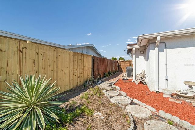 10804 MANCHESTER ROAD, Port Richey, FL 34668