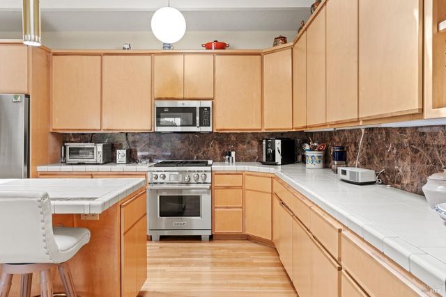 1500 Deerwood Dr, Ukiah, CA 95482