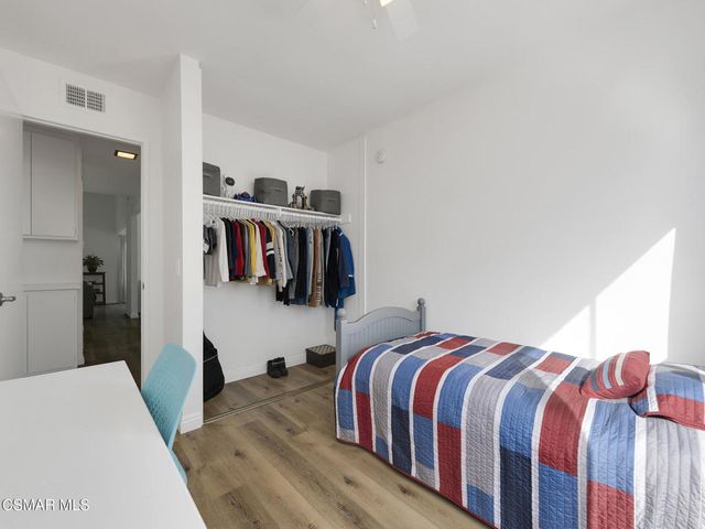 2202 Aspenpark Court, Thousand Oaks, CA 91362