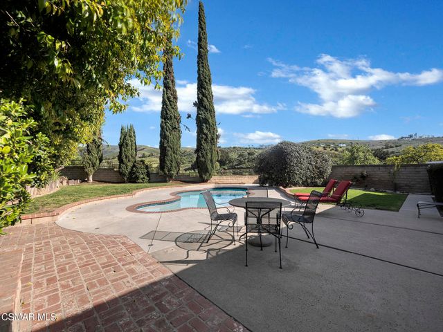 2202 Aspenpark Court, Thousand Oaks, CA 91362