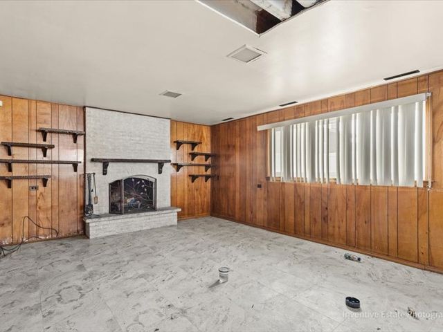 1320 E 169th Street, South Holland, IL 60473