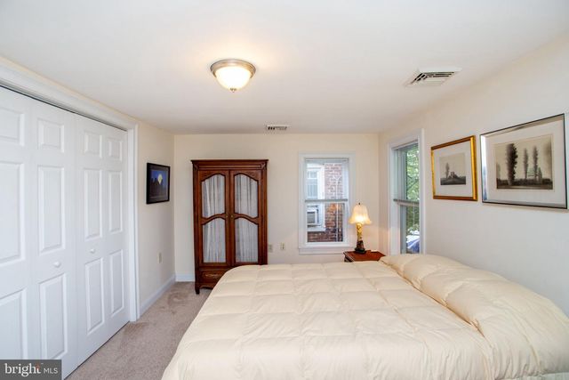 266 N UNION, Lambertville, NJ 08530