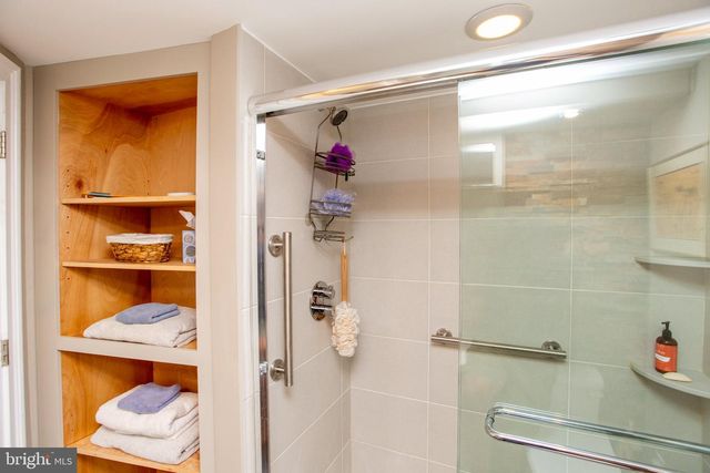 266 N UNION, Lambertville, NJ 08530