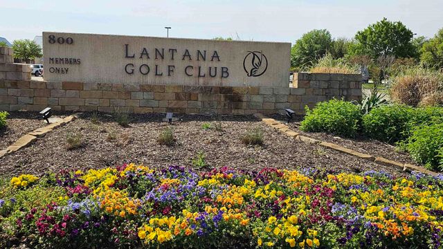 821 Crimson Road, Lantana, TX 76226