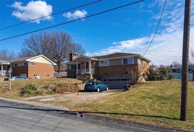 1139 Spruce St, City Of Greensburg, PA 15601