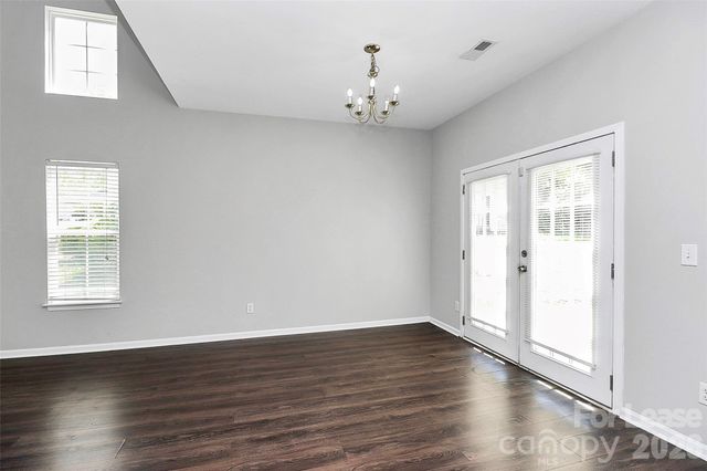 3731 Bullard Street, Charlotte, NC 28208