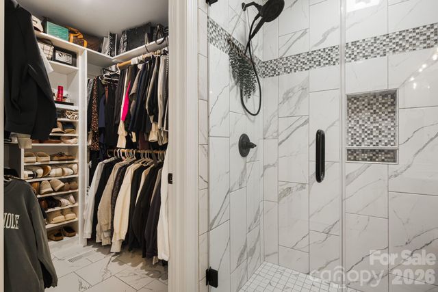 4 Lynnette Drive, Fairview, NC 28730