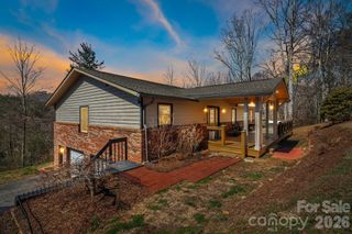 4 Lynnette Drive, Fairview, NC 28730