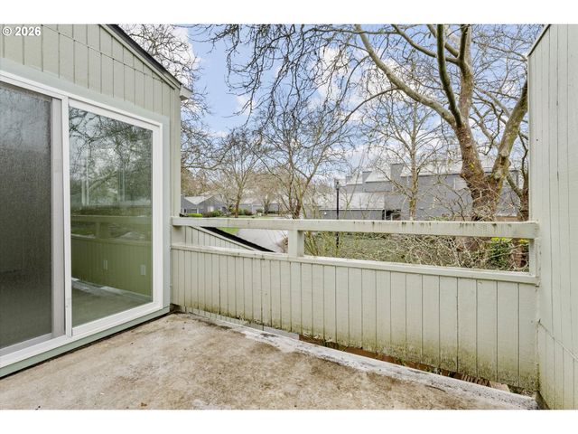 1865 Nw ROLLING HILL Dr, Beaverton, OR 97006