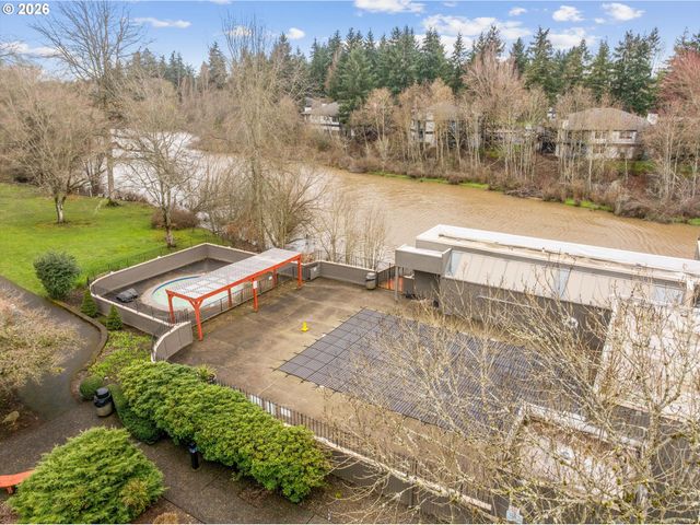 1865 Nw ROLLING HILL Dr, Beaverton, OR 97006