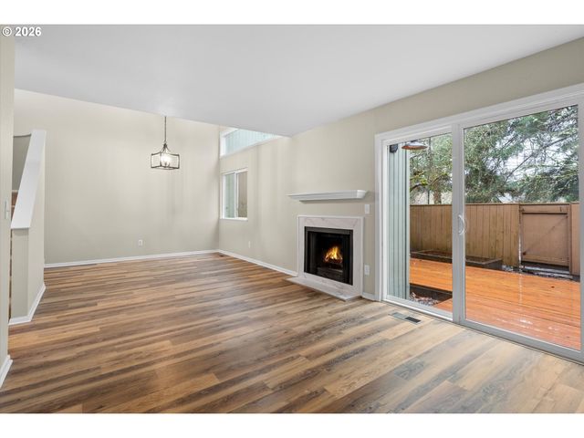 1865 Nw ROLLING HILL Dr, Beaverton, OR 97006