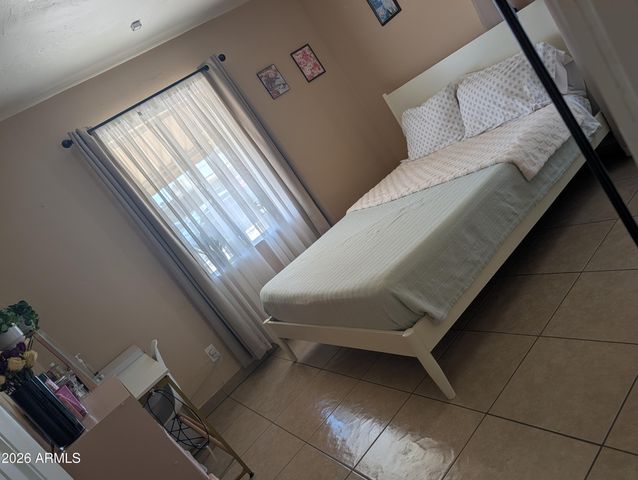 3120 W PIERCE Street W, Phoenix, AZ 85009