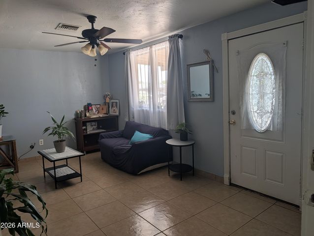 3120 W PIERCE Street W, Phoenix, AZ 85009