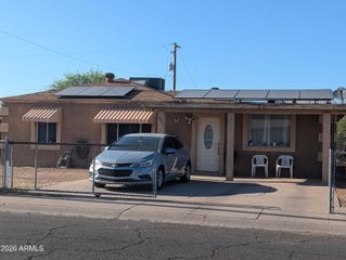 3120 W PIERCE Street W, Phoenix, AZ 85009