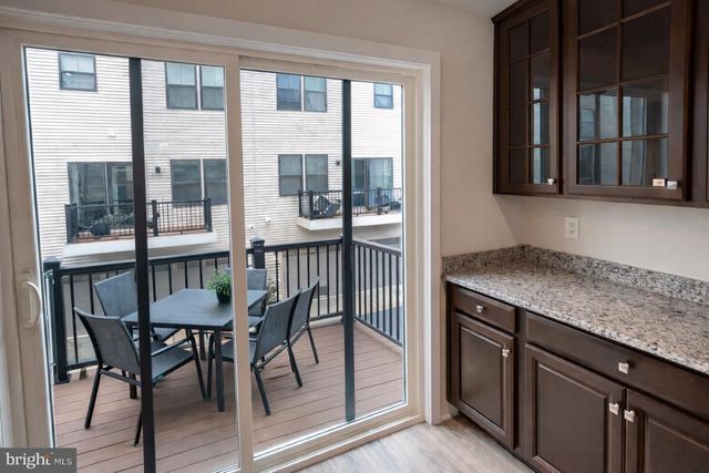 2814 LEWIS AVE, Suitland, MD 20746