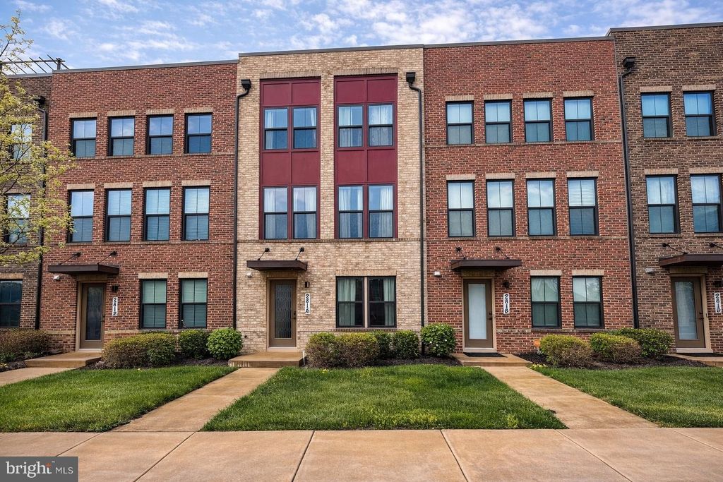 2814 LEWIS AVE, Suitland, MD 20746