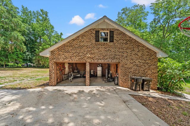 78 Sandpiper Ln., Georgetown, SC 29440
