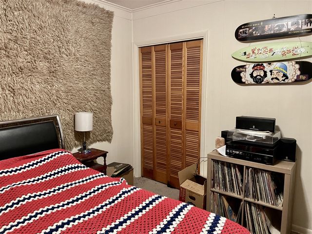 1160 W Laketon Avenue, Muskegon, MI 49441