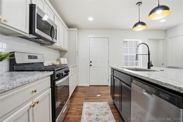 1231 N Toledo Avenue, Tulsa, OK 74115