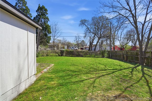 1231 N Toledo Avenue, Tulsa, OK 74115