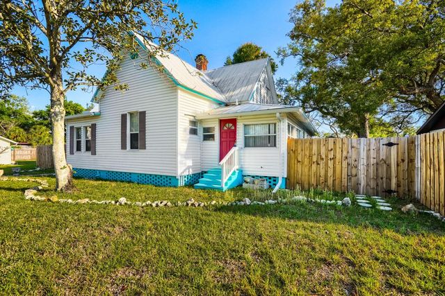 2523 10TH AVENUE W, Bradenton, FL 34205