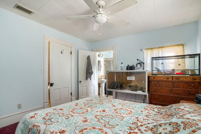 2523 10TH AVENUE W, Bradenton, FL 34205